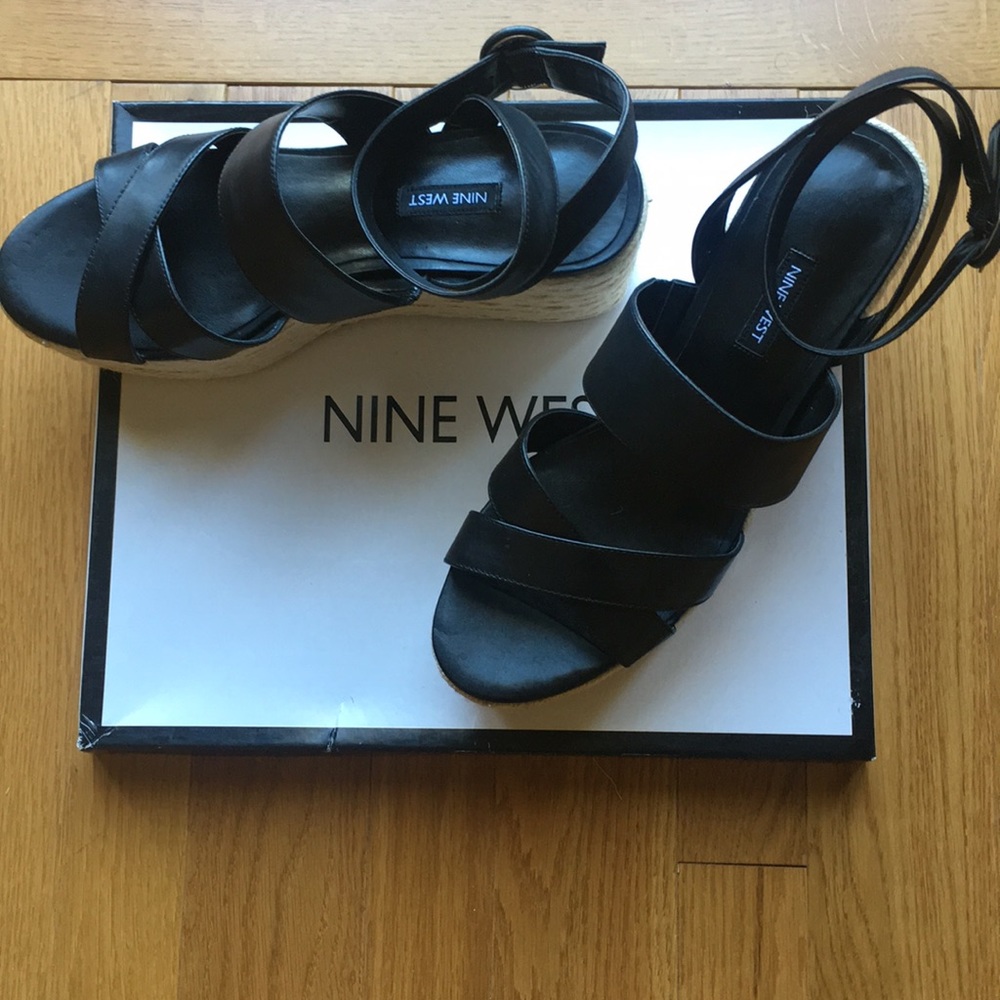 New Size10.5 Nine West sandals 4 inch heel